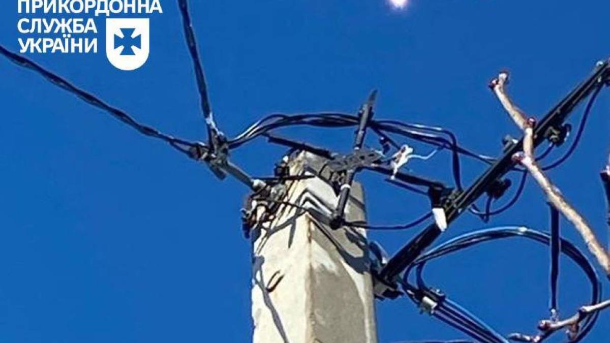 На Запорізькому напрямку прикордонники на псевдо «Француз» і «Пугач» відбили атаки десятка БпЛА