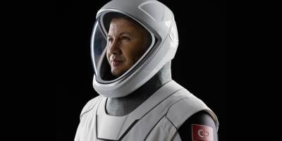 SpaceX відправила туристів на МКС, серед них – перший астронавт із Туреччини
