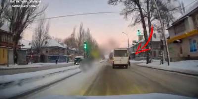 У Запоріжжі патрульні розшукали водія маршрутки, який грубо порушив правила дорожнього руху