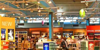 Кабмін затвердив порядок для обмеження продажу сигарет і алкоголю в Duty Free
