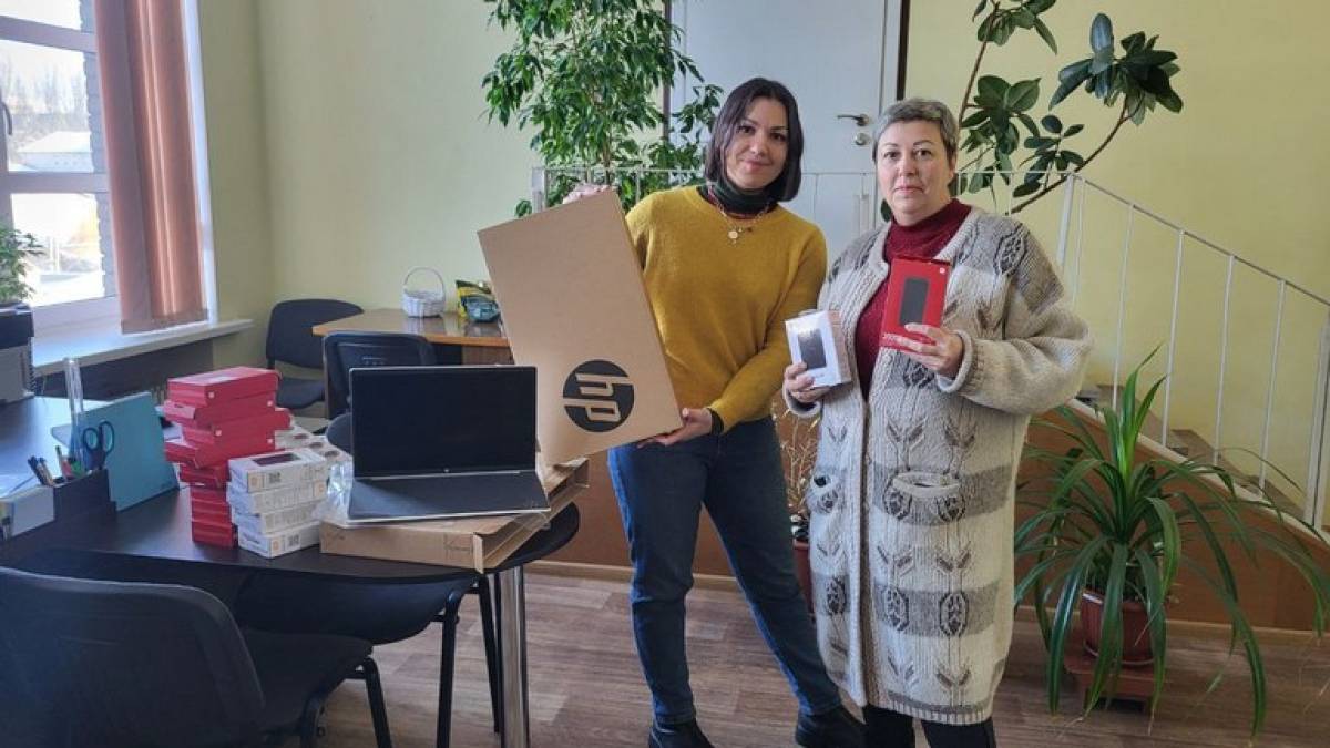 Запорізький краєзнавчий музей отримав оргтехніку від міжнародних партнерів