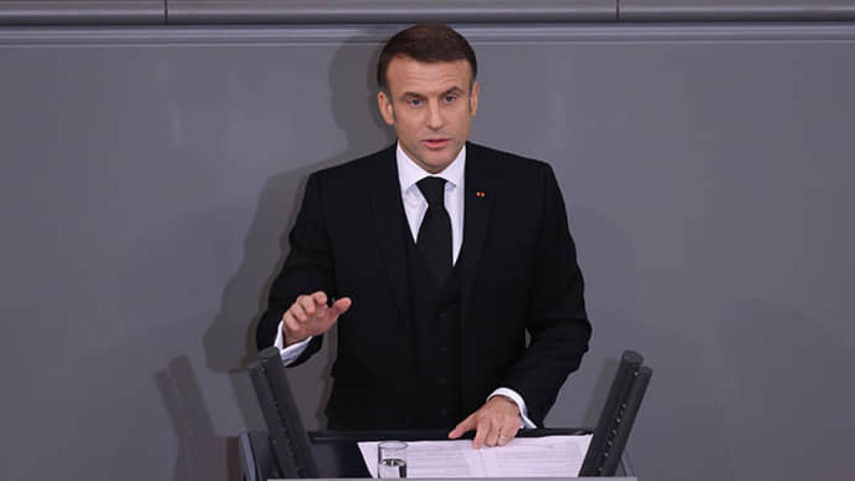 Макрон уперше з часів де Голля звернувся німецькою до депутатів в Бундестазі