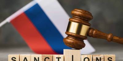 Кабмін просить РНБО заборонити на 50 років будь-яке транспортне сполучення з росією