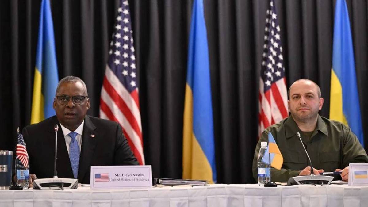 18-та зустріч у форматі «Рамштайн»: збільшення постачання Україні зброї дальнього ураження