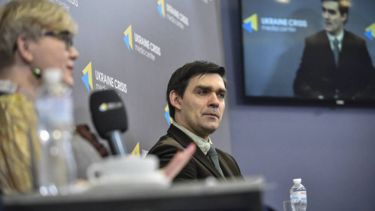 Хто і чому блокує український контент в соцмережах