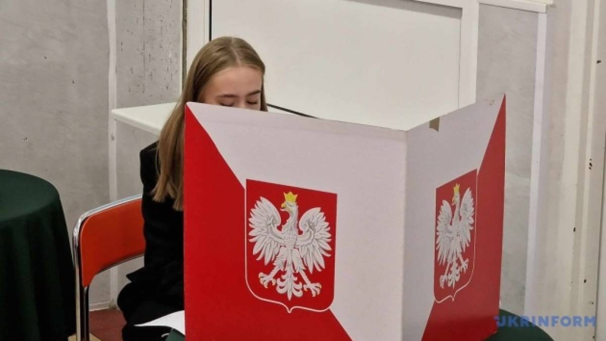 У Польщі розпочинається кампанія з місцевих виборів