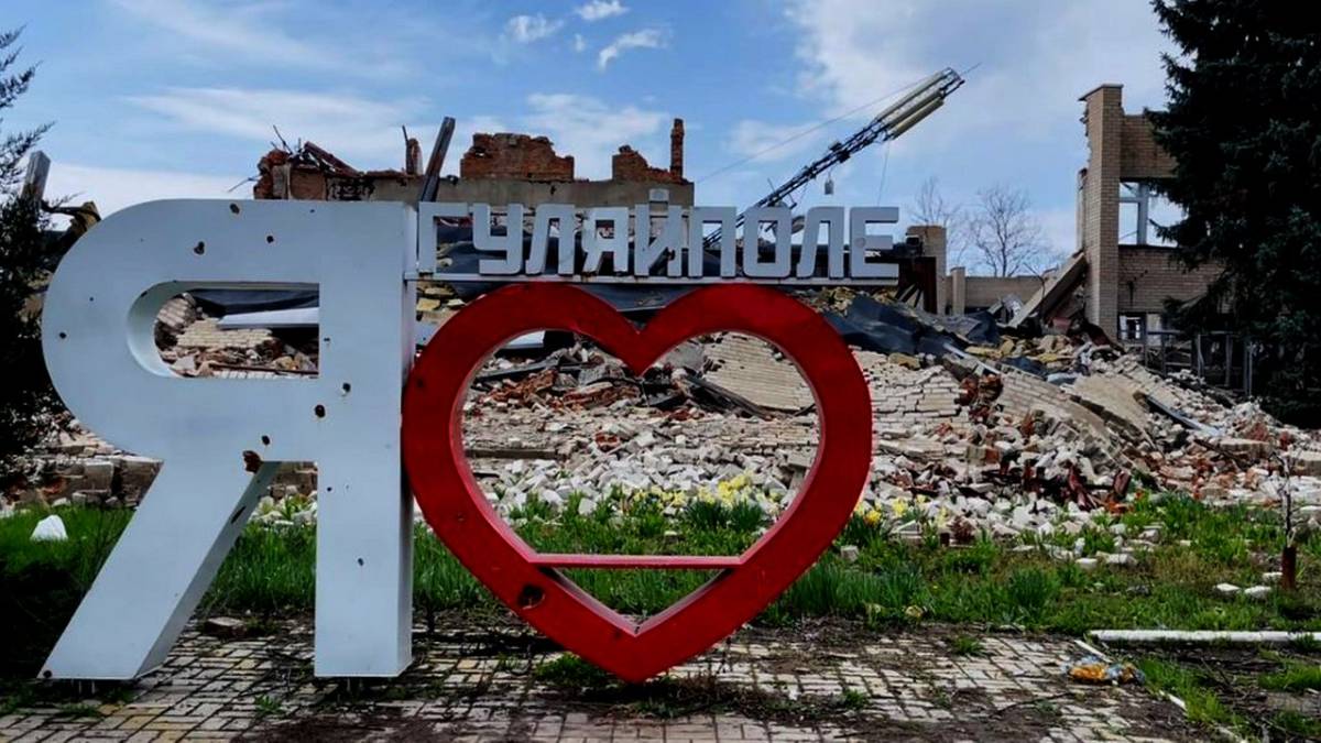 Запорізькі рятувальники доставили гуманітарну допомогу мешканцям міста Гуляйполе (відео)