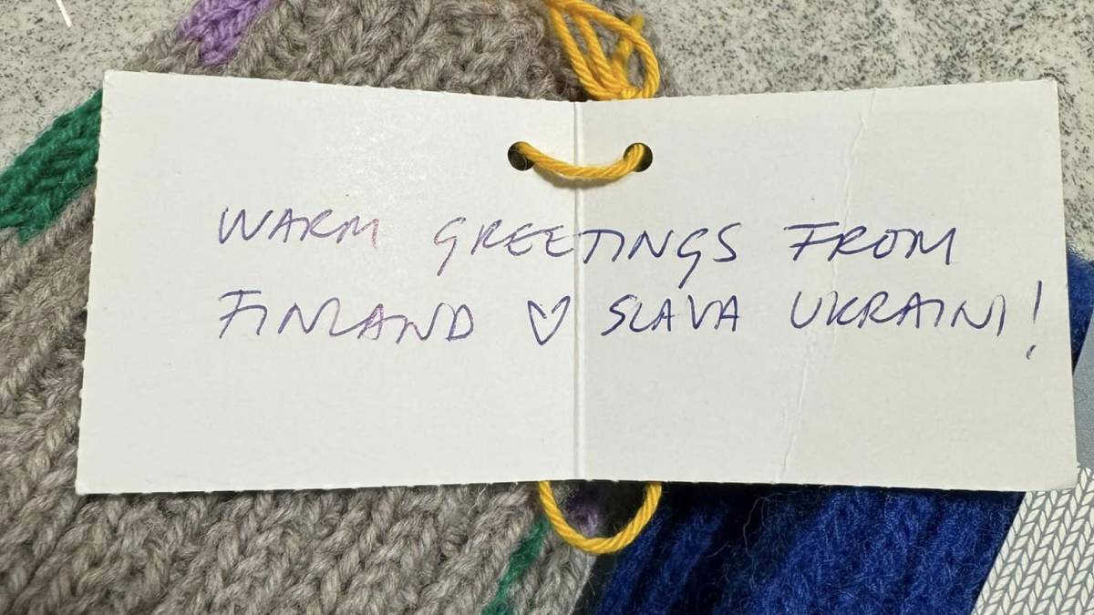Неймовірні історії про теплі шкарпетки: від Фінляндії до прифронтової України