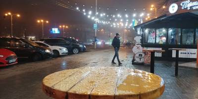 Неметушливий Ravlik у вечірньому Запоріжжі