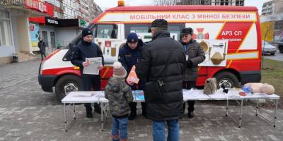 Мешканців Запоріжжя навчають правилам безпеки у воєнний час