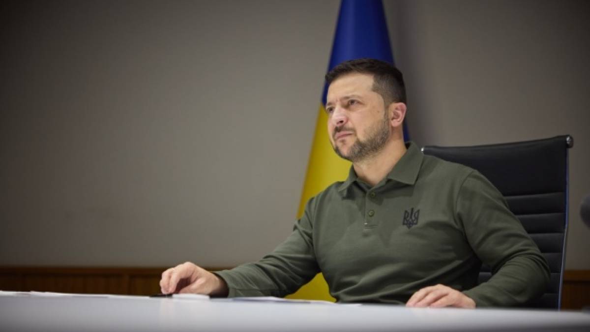 Зеленський привітав Алієва з переобранням президентом Азербайджану