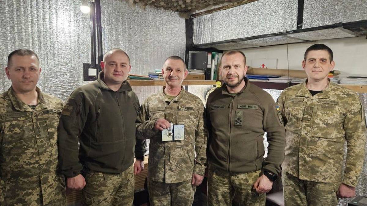 На Запорізькому напрямку прикордонникам вручили державні нагороди та відомчі відзнаки