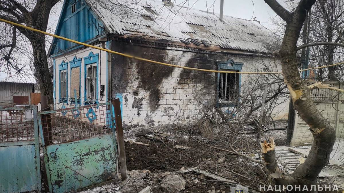 Запорізькі поліцейські фіксують наслідки російських атак по населених пунктах області