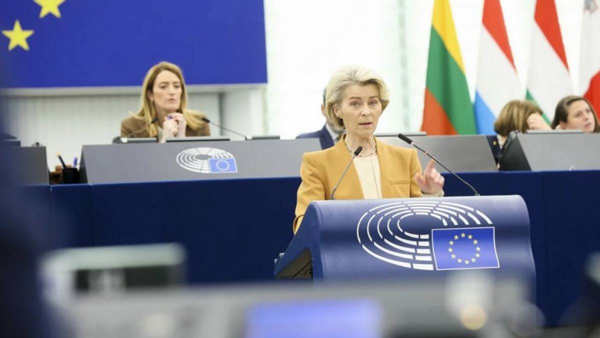 Очільники Єврокомісії та Європейської ради представили результати самітів ЄС: в центрі уваги – Україна