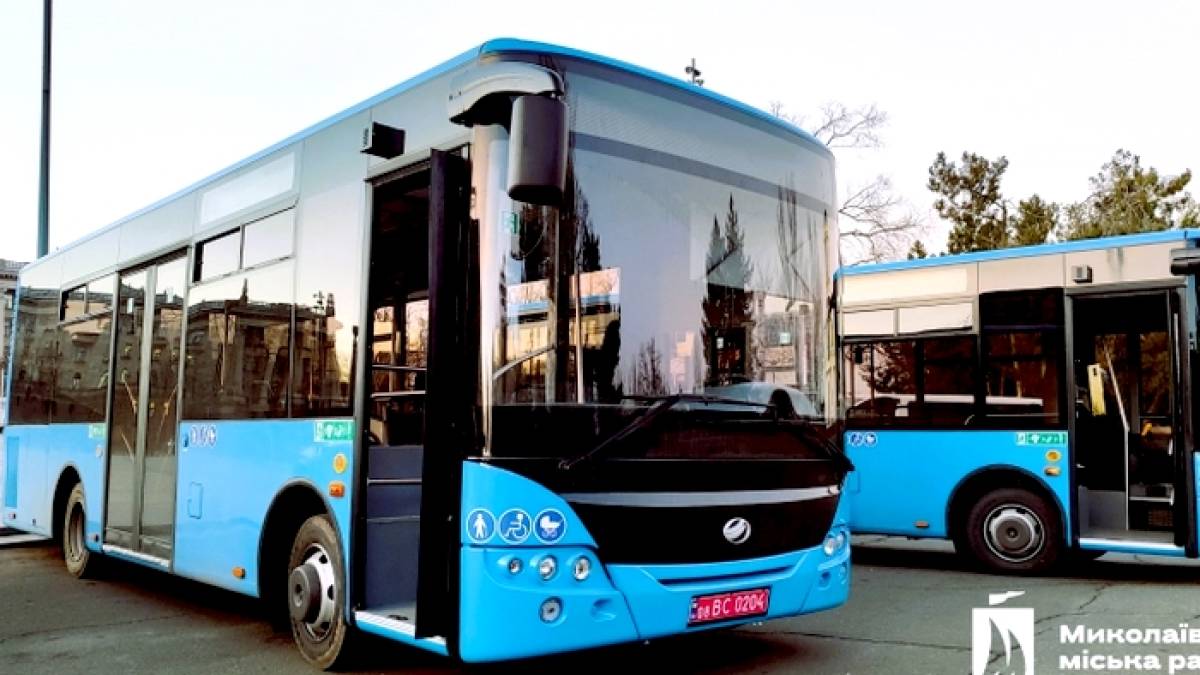 Нові автобуси ЗАЗ поставлені у Миколаїв