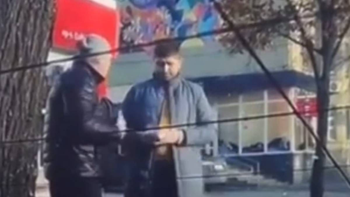 У Запоріжжі лікаря відсторонили від роботи за скандальне відео – подробиці