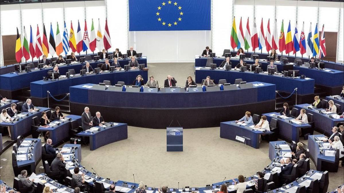 Рада ЄС постановила віддати прибуток  від заморожених активів рф Україні