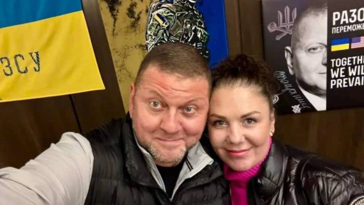 Дружина генерала Залужного у військовій формі підкорила мережу – фото