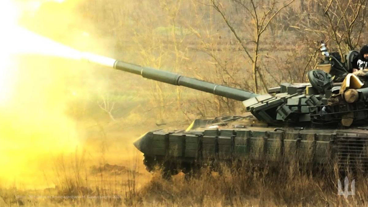 Генштаб ЗСУ – про втрати ворога на 14 лютого: 398140 (+1060) осіб, 9566 (+66) артсистем, 671 (+4) засоби ППО, 12043 (+39) ББМ
