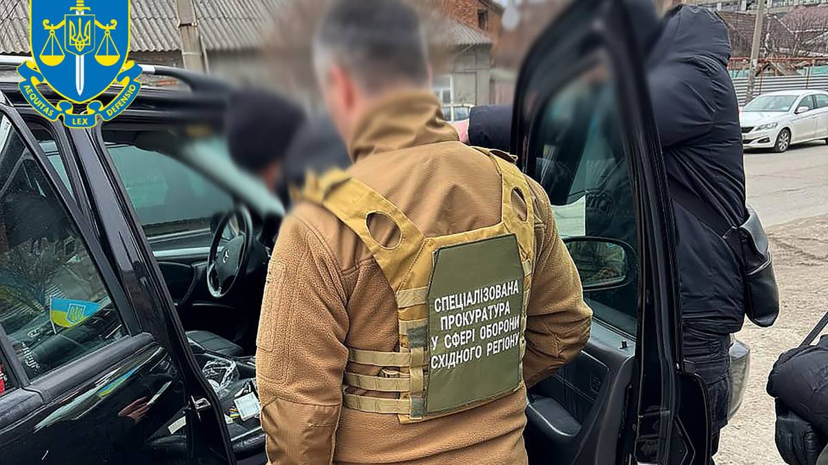 Мешканця Запоріжжя підозрюють у продажі гуманітарної допомоги для ЗСУ