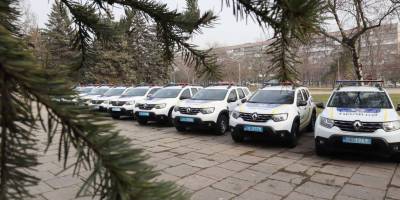 Шість громад на Запоріжжі отримали 10 авто для поліцейських офіцерів