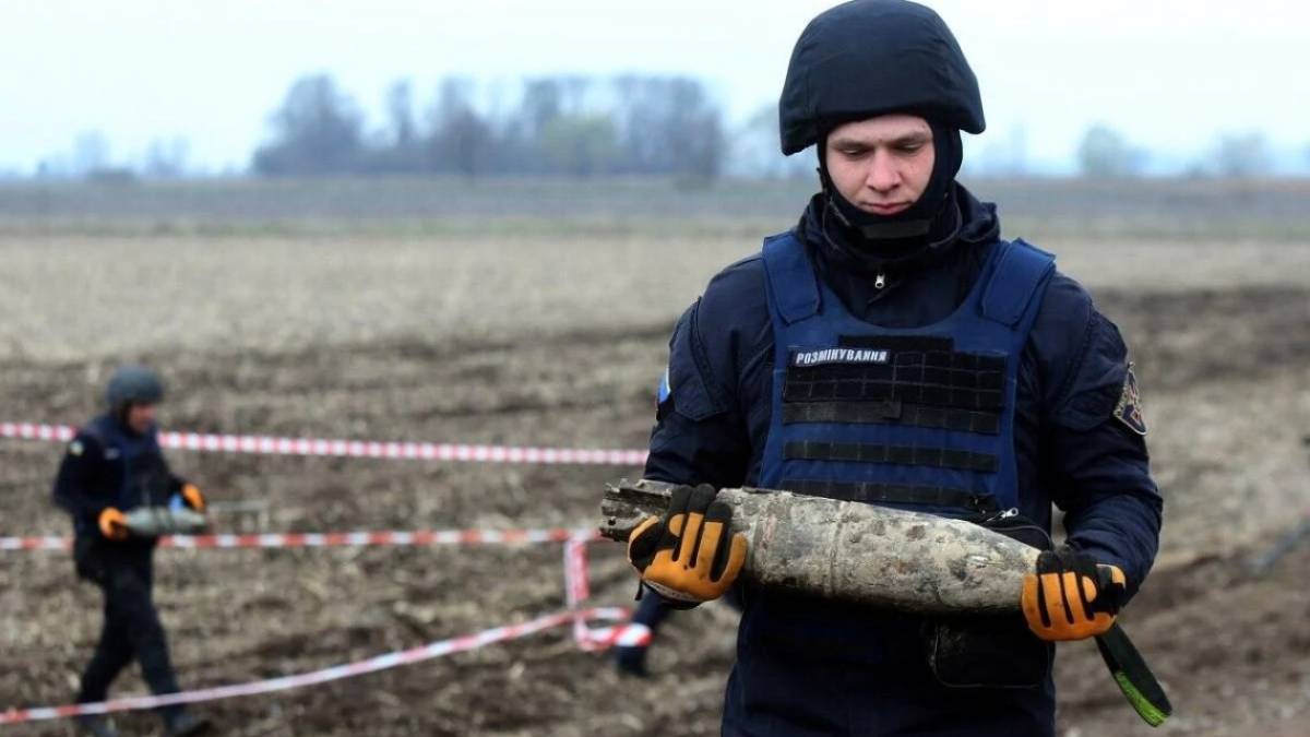 Підрозділів і піротехніків ДСНС України буде більше — Шмигаль