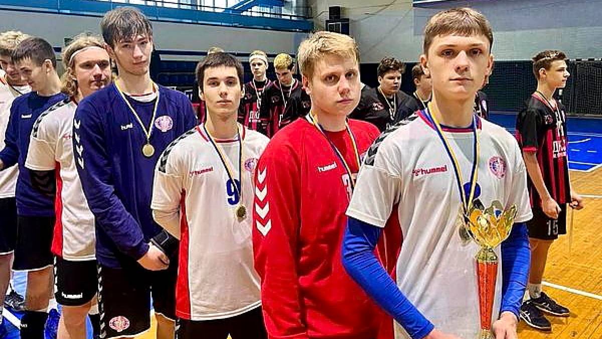 Завершився відкритий чемпіонат Запоріжжя з гандболу серед юнаків