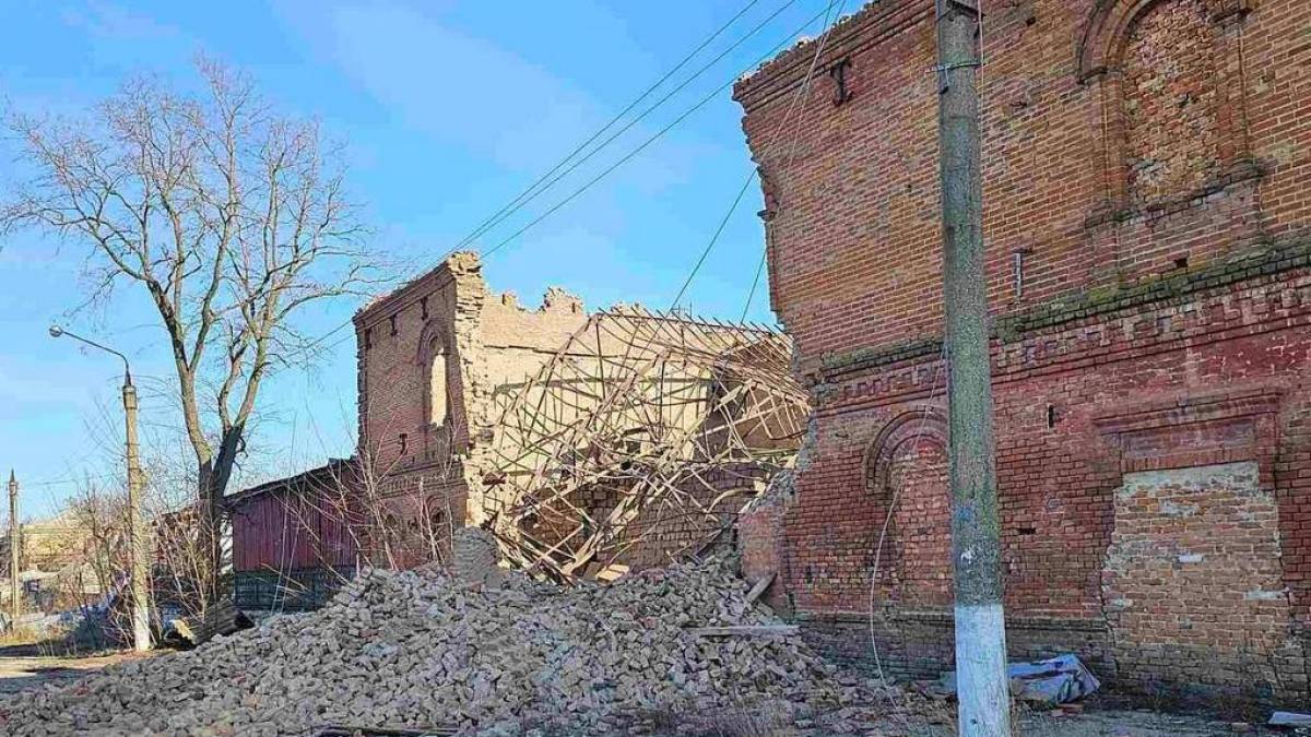 У Гуляйполі ворог зруйнував найвідомішу будівлю міста – млин «Надія»