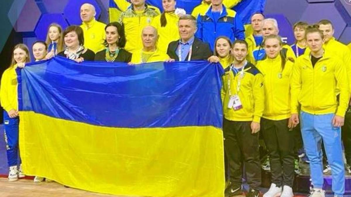 Жіноча збірна України з важкої атлетики виграла медальний залік чемпіонату Європи