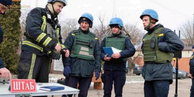 У Запоріжжі на навчаннях бійці ДСНС ліквідували наслідки ворожих обстрілів (фото)