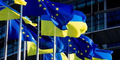 «Незважаючи на всі звірства і страждання, що тривають по всій країні, Україна стоїть непохитно»
