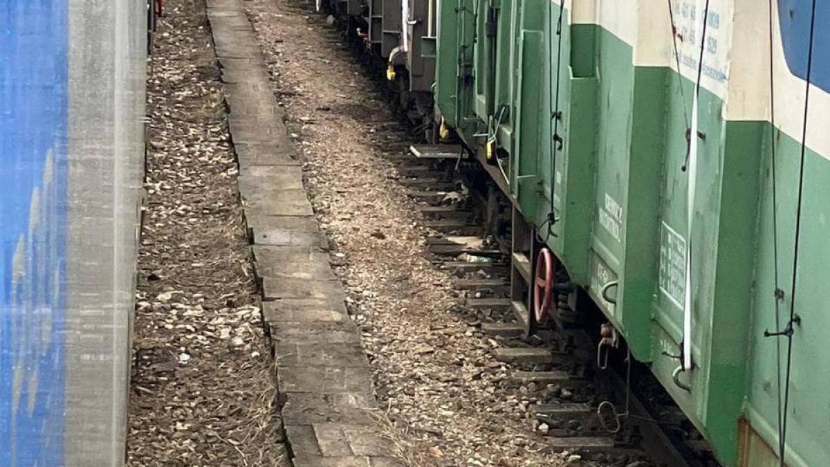 На залізничній станції у Польщі втретє пошкодили вагон з українською агропродукцією