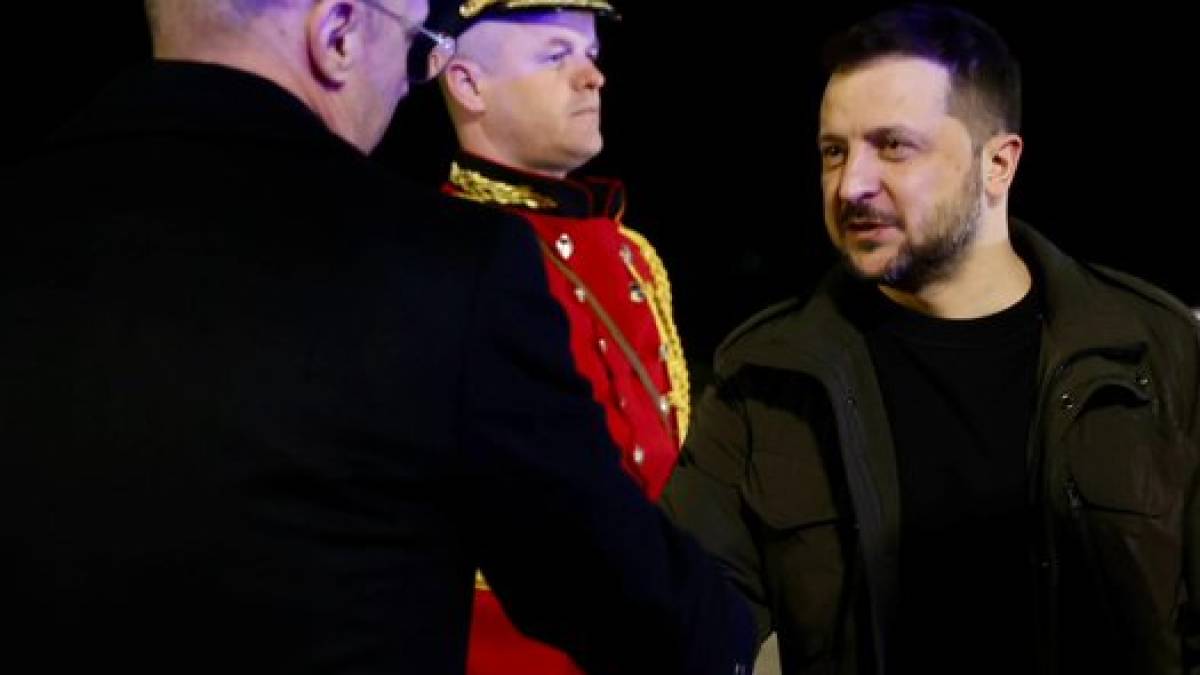 Зеленський прибув до Албанії на саміт з державами Західних Балкан (доповнено)