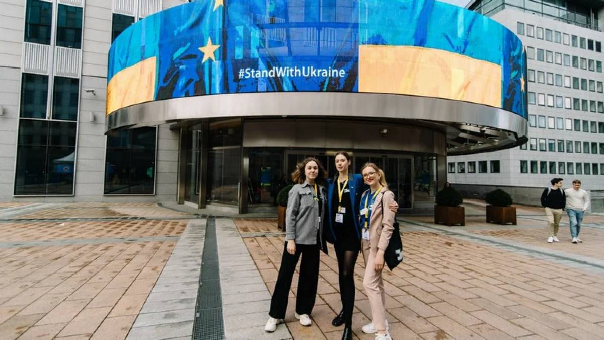 Громадськість може отримати грант на посилення українських голосів на міжнародній арені