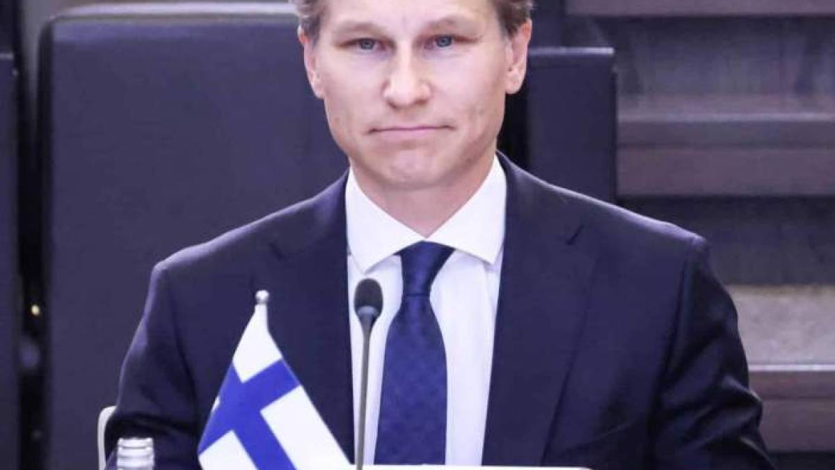 Міністр оборони Фінляндії Антті Хяккянен закликає Захід посилити підтримку України
