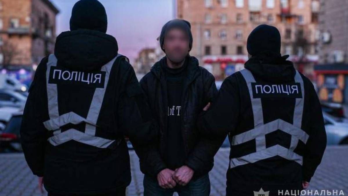 У Запоріжжі зловмисник обікрав будинок зниклого безвісти захисника України