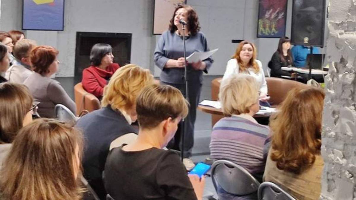 У Запоріжжі освітяни проаналізували впровадження державного стандарту Нової української школи