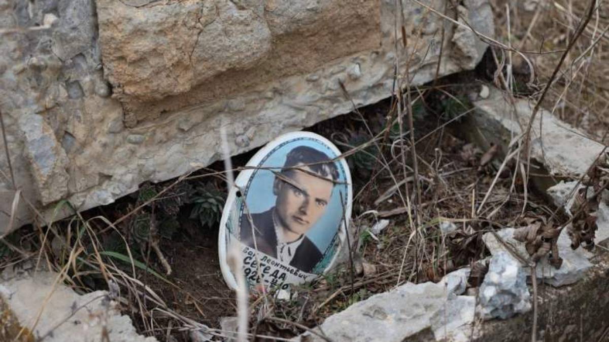 Росіяни зруйнували кладовище у Гуляйполі
