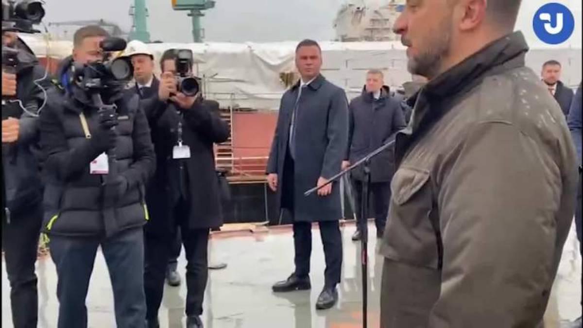 Зеленський у Туреччині назвав другий корвет для України «Гетьман Іван Виговський»