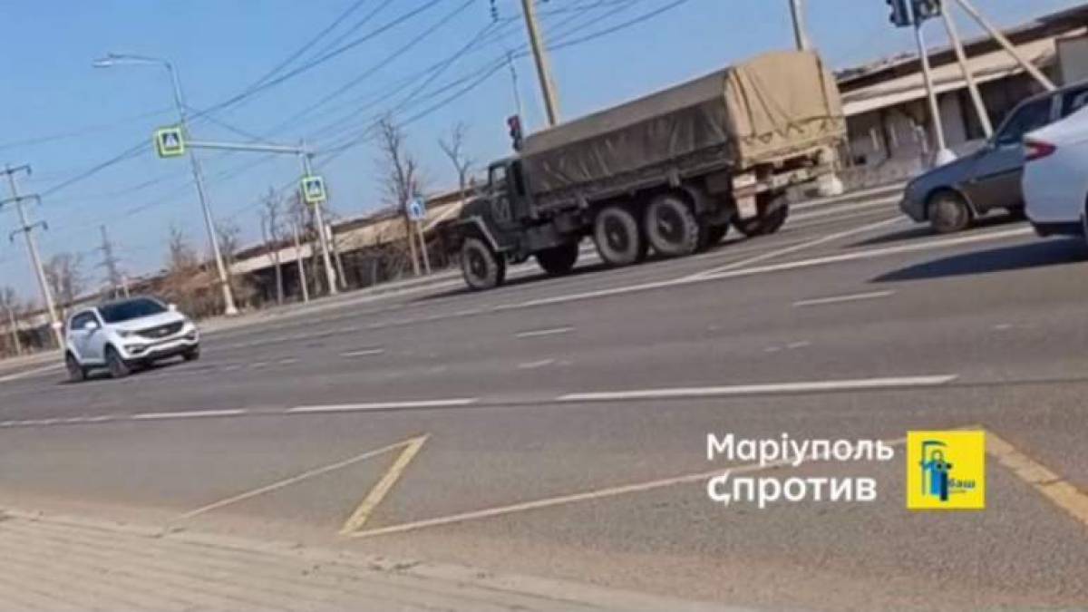 Через Маріуполь ворог масово везе на Запоріжжя боєприпаси