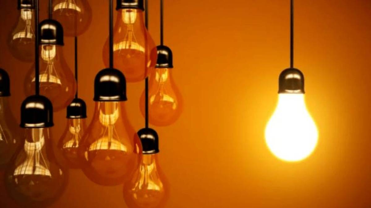 Де у Запоріжжі відключать світло 23 лютого: адреси