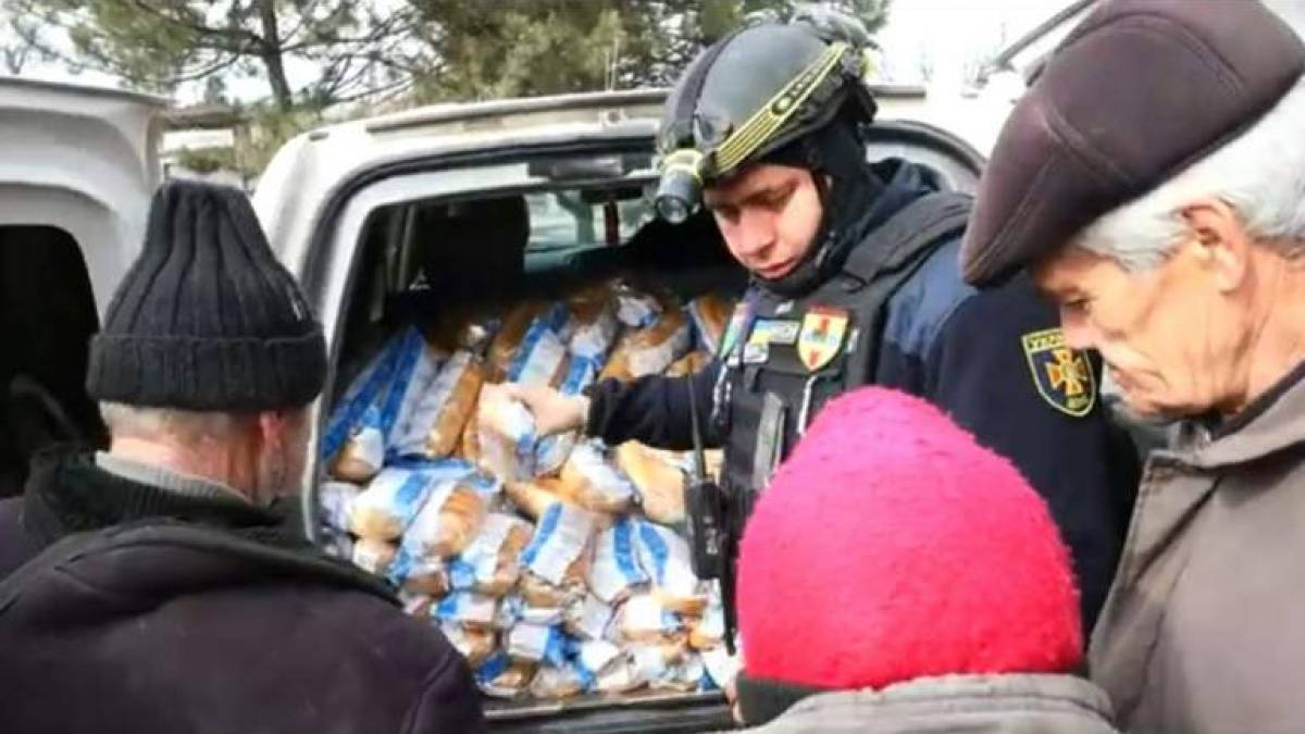 Жителі прифронтового Оріхова сподіваються зустріти Перемогу у рідному місті (відео)