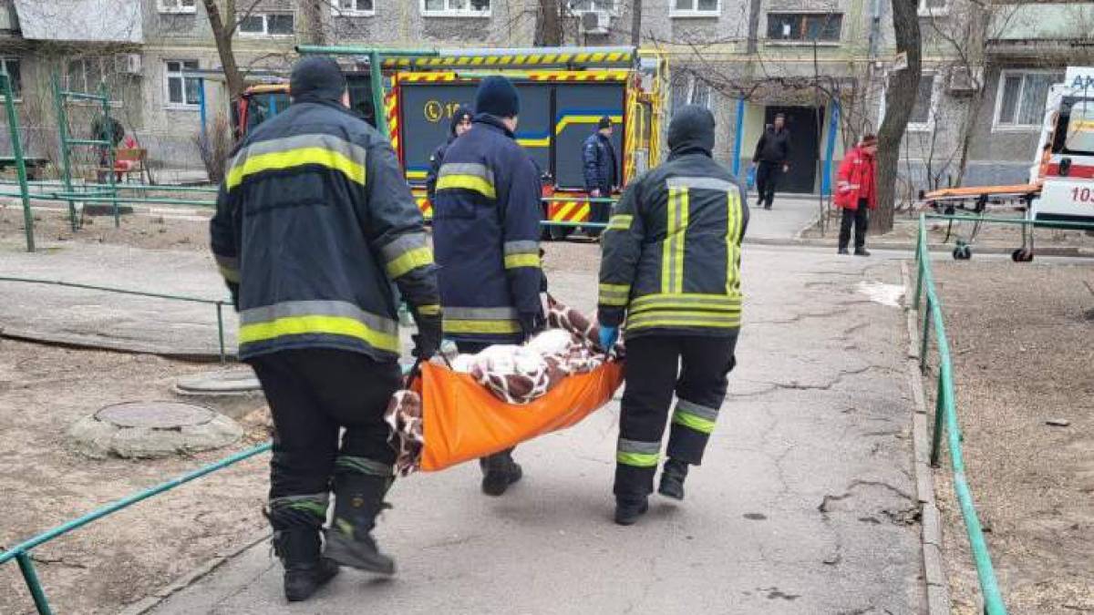 У Запоріжжі чоловік став заручником власної оселі