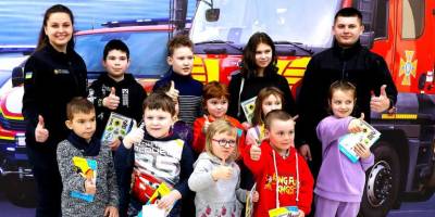 Фахівці ДСНС спільно з UNICEF Ukraine провели урок для дітей (фото)