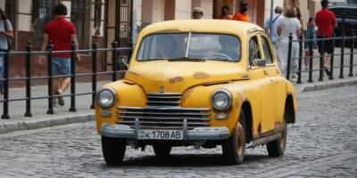 Машину із фільму «Я, «Побєда» і Берлін» продадуть на аукціоні