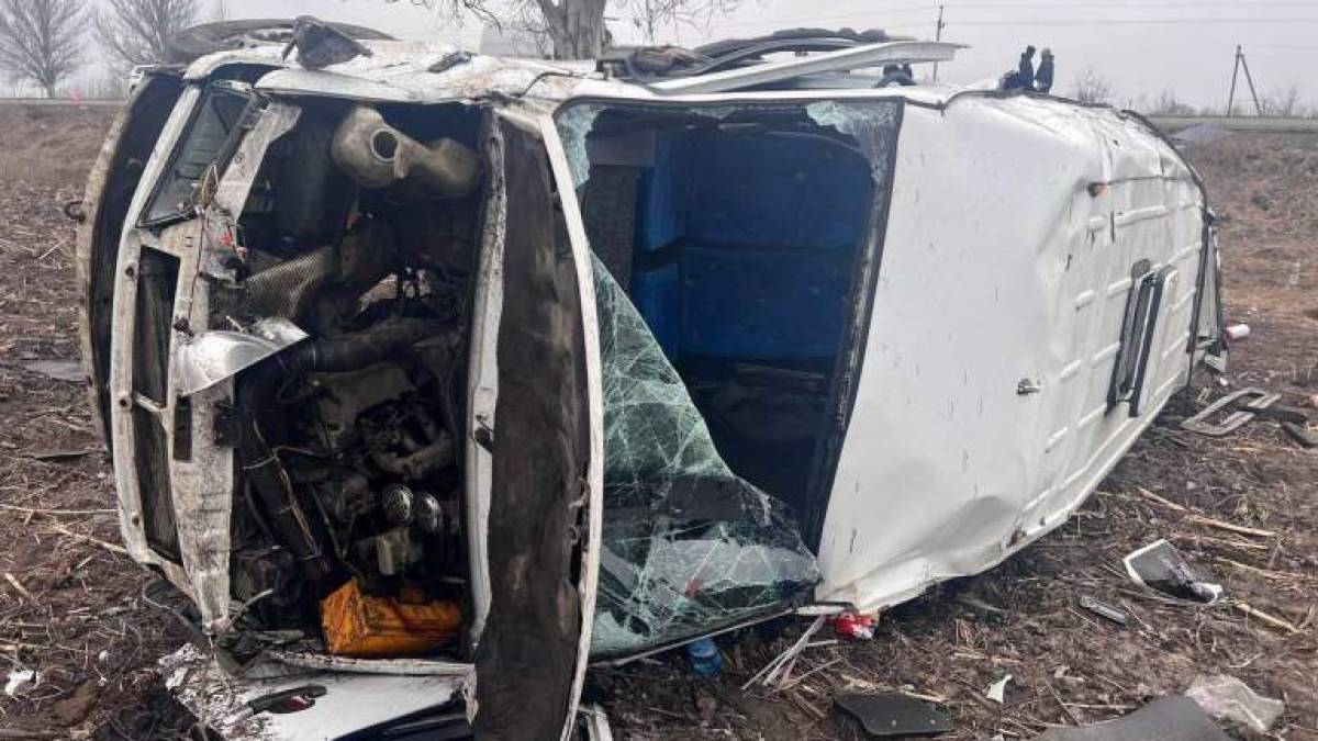 На Дніпропетровщині сталася ДТП з маршруткою, загинули четверо людей