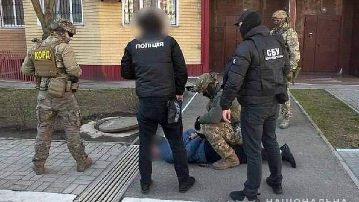 У Запоріжжі діяли шахраї, які ошукали іноземців на 6 млн гривень