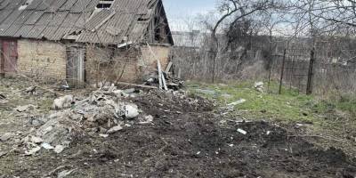 Запорізькі рятувальники ліквідують наслідки ворожих обстрілів
