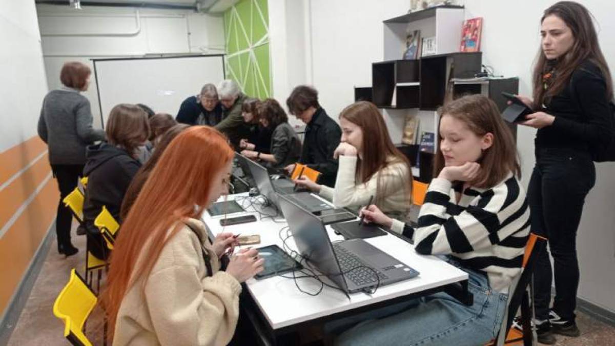 Тренінг із цифрового живопису в укритті: можливості перемагають реалії
