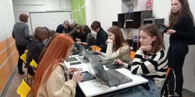 Тренінг із цифрового живопису в укритті: можливості перемагають реалії